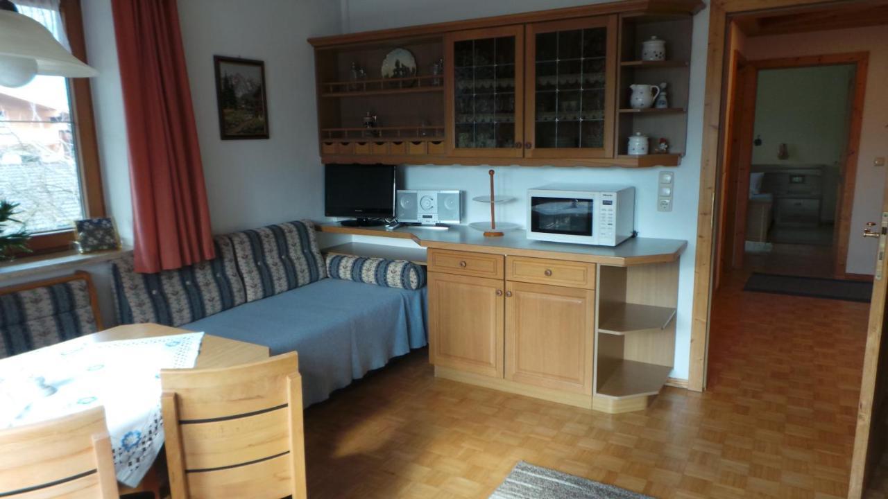 Sonnenappartement Mayrhofen Habitación foto